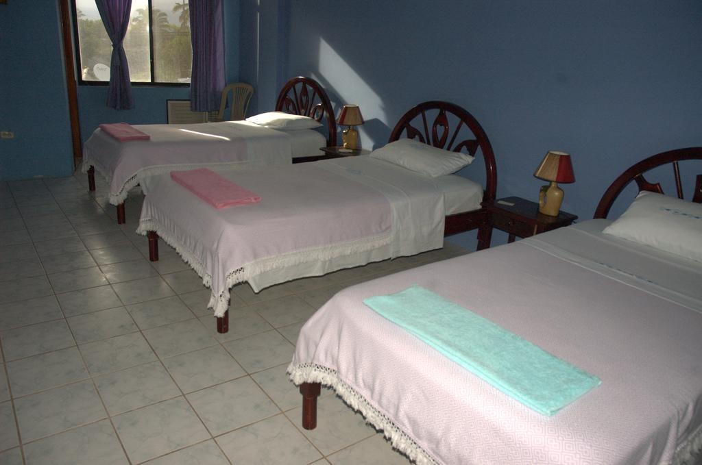 Hostal La Isla Del Descanso 比亚米尔港 外观 照片