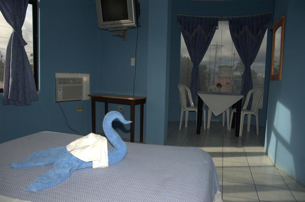 Hostal La Isla Del Descanso 比亚米尔港 外观 照片