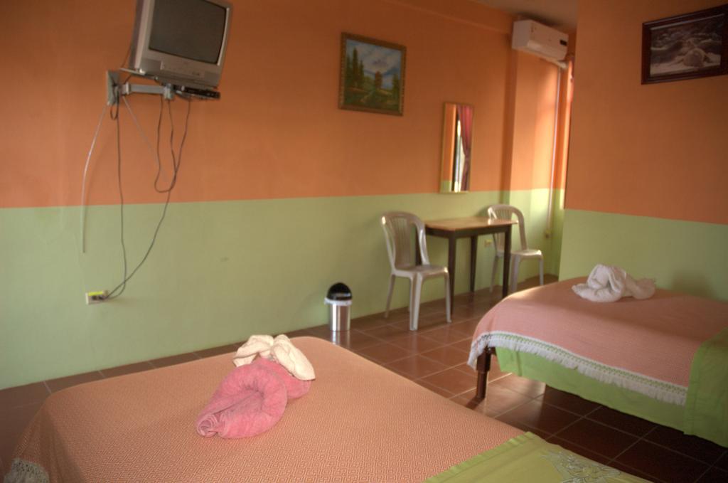 Hostal La Isla Del Descanso 比亚米尔港 外观 照片