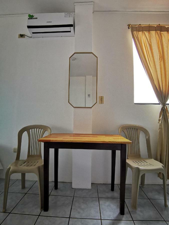 Hostal La Isla Del Descanso 比亚米尔港 外观 照片